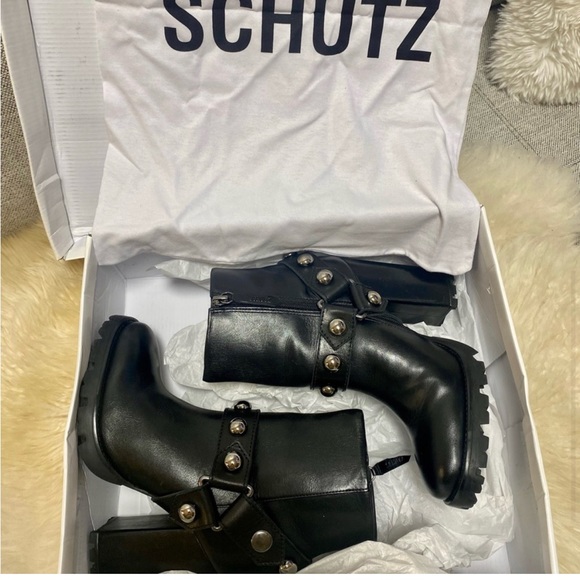 Schutz Black bottles, removable strap with circle studs. Tall block heel sz 7 - Picture 5 of 6
